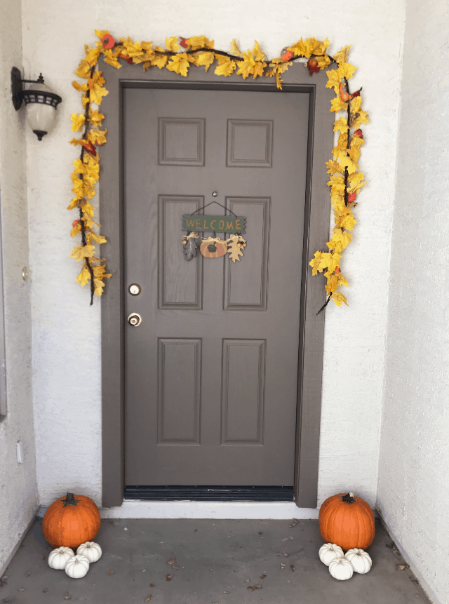Simple and Easy Ways to Add Fall to Your Home, fall home decor, pumpkin decor, easy home decor, DIY chalk paint pumpkin, fall art print