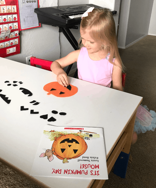 Your Preschooler Will Love These Pumpkin Books, it's pumpkin time, pumpkin stories, fall, jack-o-lantern, pumpkin craft, free printable, preschool books