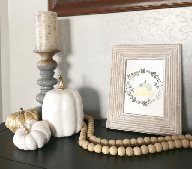 How to Style a Simple Fall Entryway + Free Printable Art, fall entryway decor, fall entryway table décor, simple fall decor ideas, fall entry table décor, fall entryway, fall entryway ideas, fall entry| #misssueliving #fallentryway #fallentry #falldecor #shelfstyling #autumn