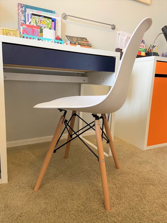 desk chair, best learning space, creating a learning space at home, at home learning space, at home learning space for kids, at home learning space ideas, home learning space ideas, homeschool room ideas, homeschool room setup ideas, at-home learning space, at-home learning space ideas, homeschool room,homeschool set up ideas, homeschool classroom setup ideas